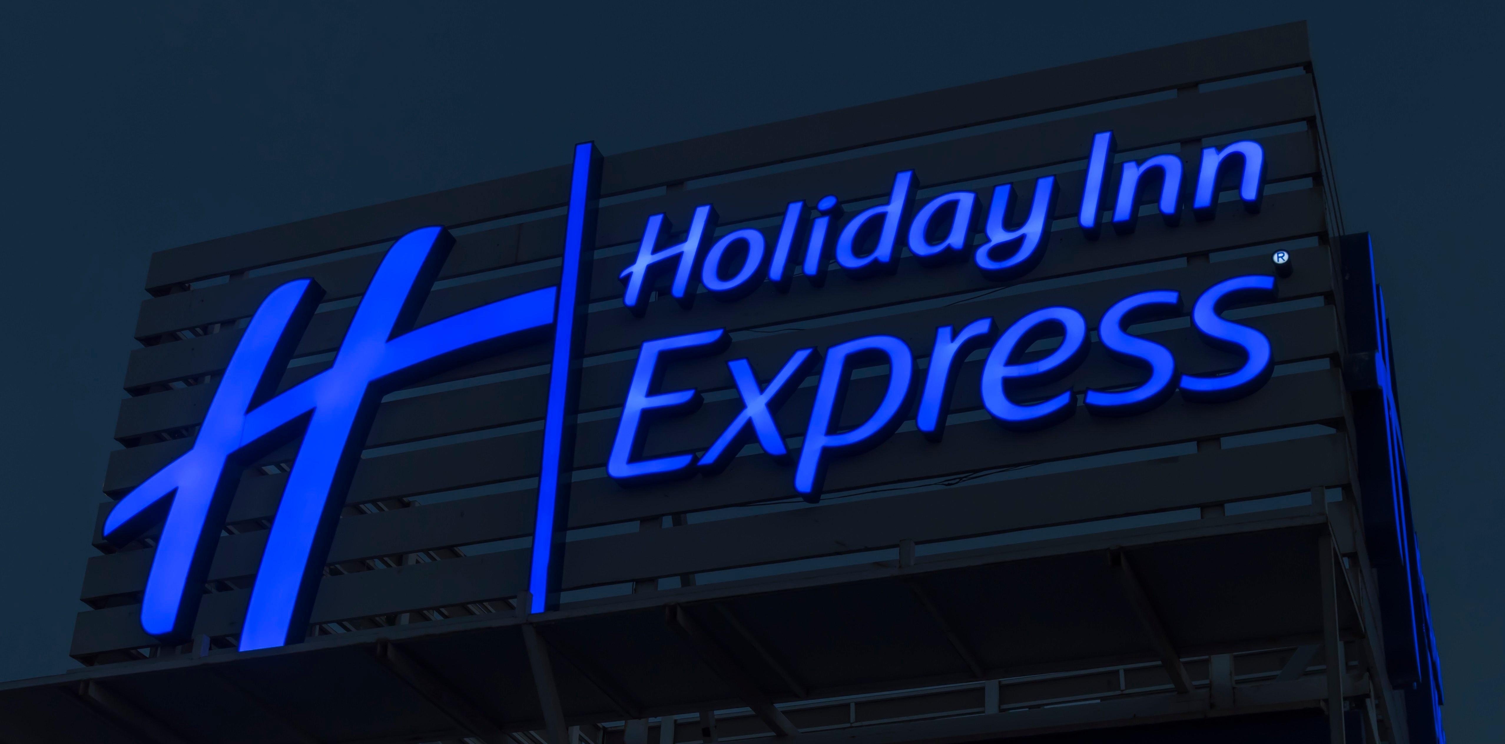 Holiday Inn Express Istanbul-Altunizade By Ihg Istambul Exterior foto